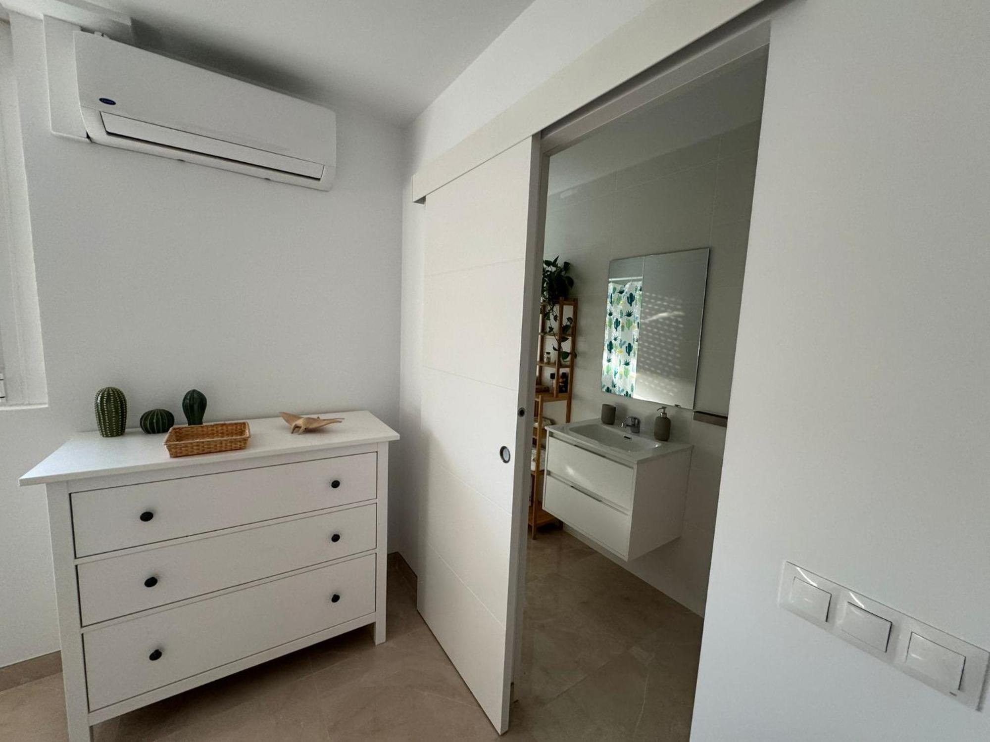 Tokyo Rooms Monsul Habitacion Premium Con Bano Privado Алмерия Екстериор снимка